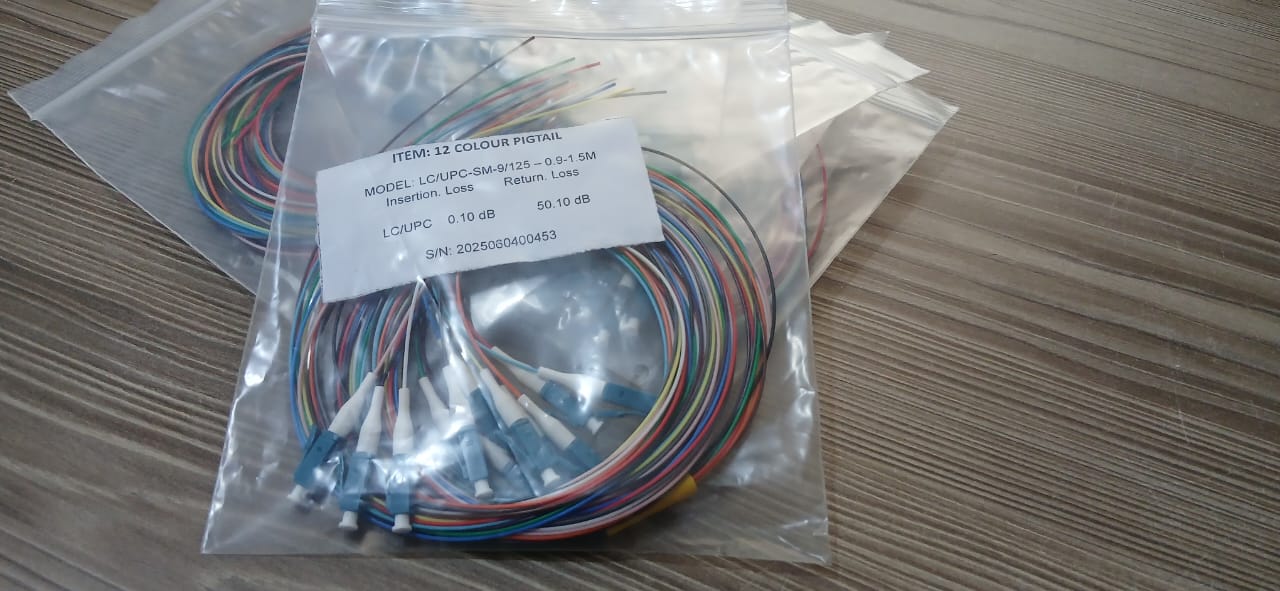 12 color Pigtails LC/UPC-SM - 9/125 0.9mm, 1.5M - Image 2