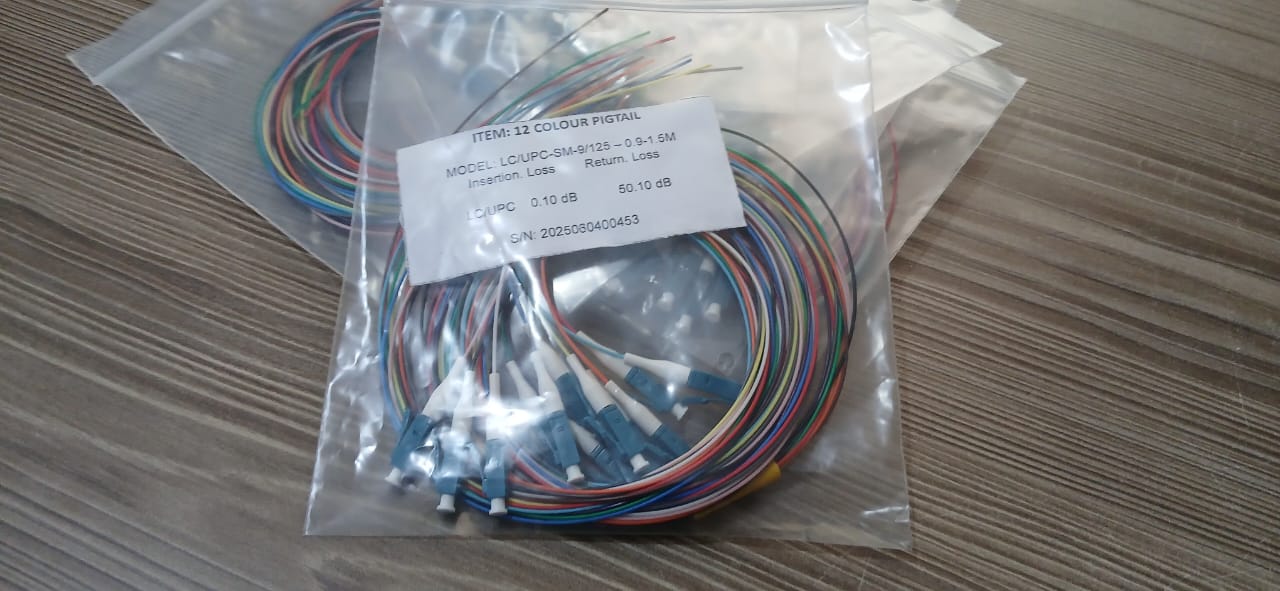 12 color Pigtails LC/UPC-SM - 9/125 0.9mm, 1.5M - Image 3