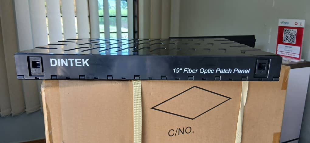 DINTEK 24 Port 1U LC/UPC Sliding Patch Panel & Plastic Enclosure (LC/UPC-Duplex) - Image 2