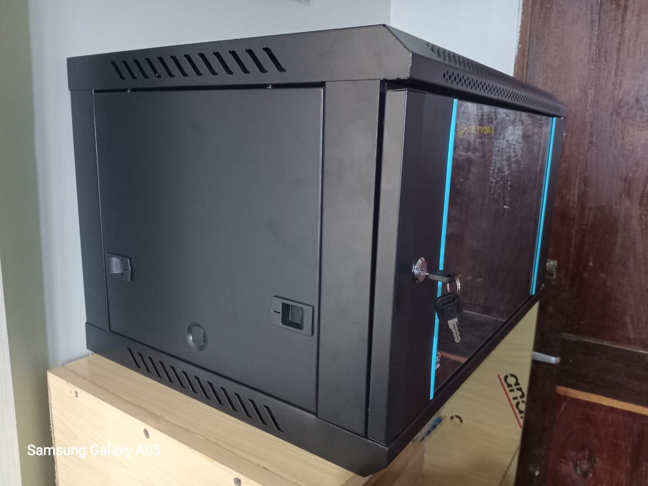 Rack Cabinet 6U - Image 2